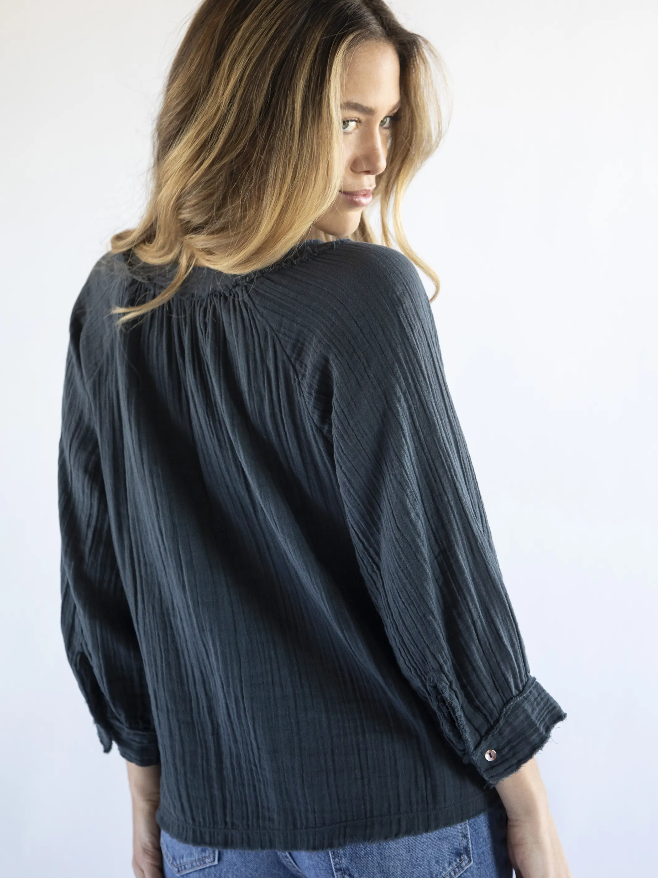 Robyn Cotton Gauze Top - Charcoal